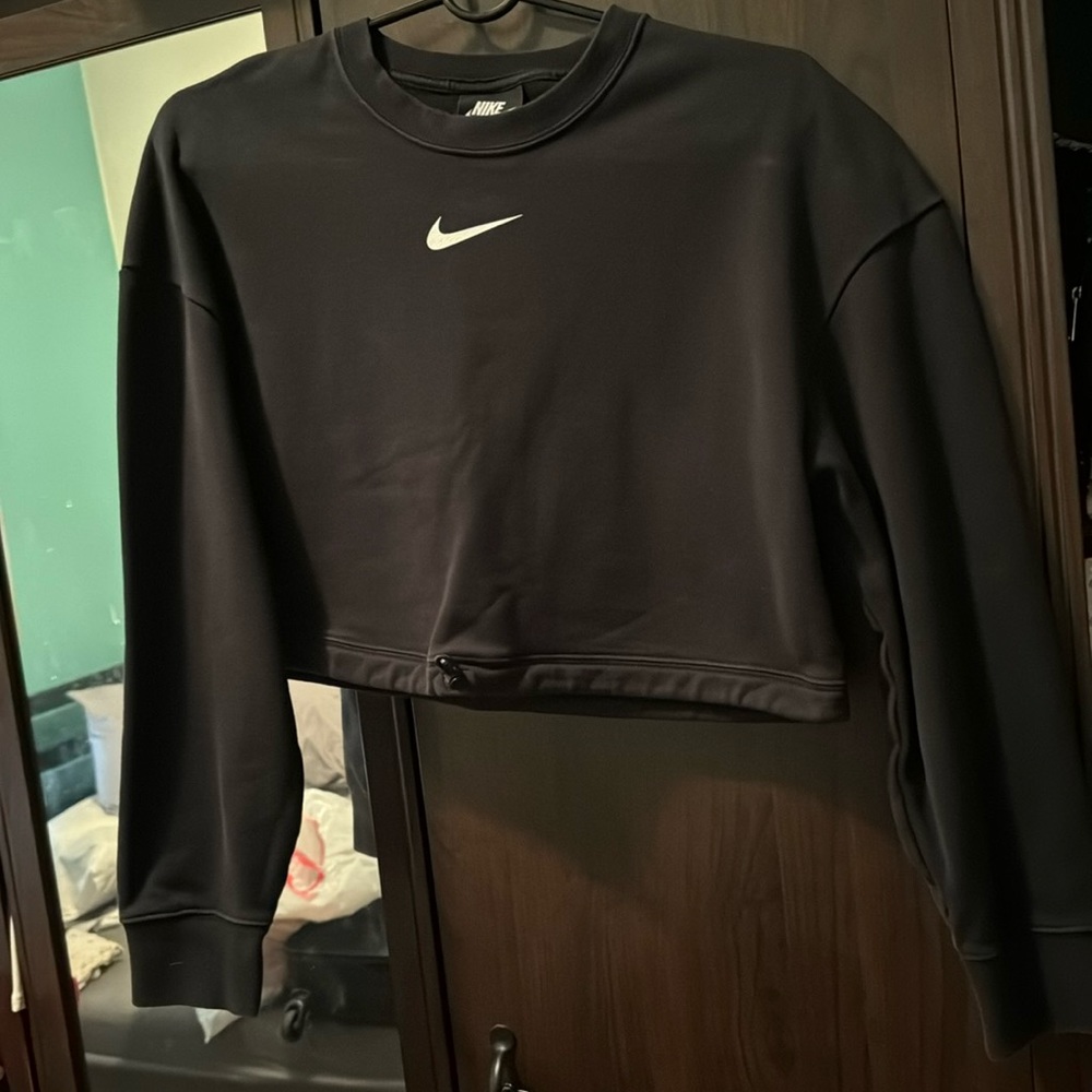 Nike cropped crewneck
